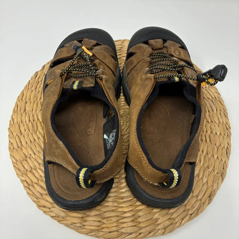 KEEN Men's 10 Brown Leather Newport Hybrid Sandals Hiking Trail Shoes 1001870‎
